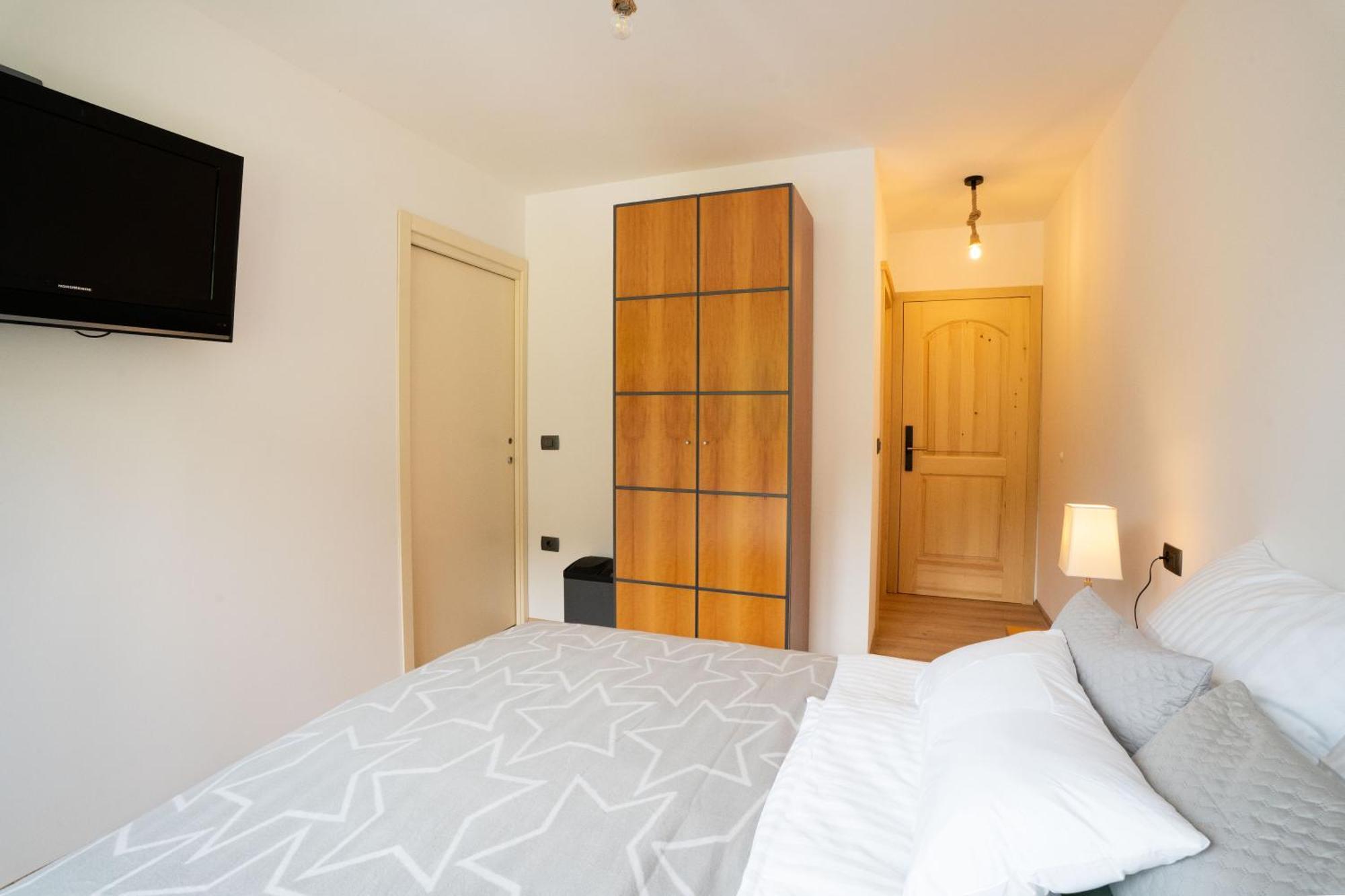 Aparthotel Hom At Vintgar Zgornje Gorje Room photo